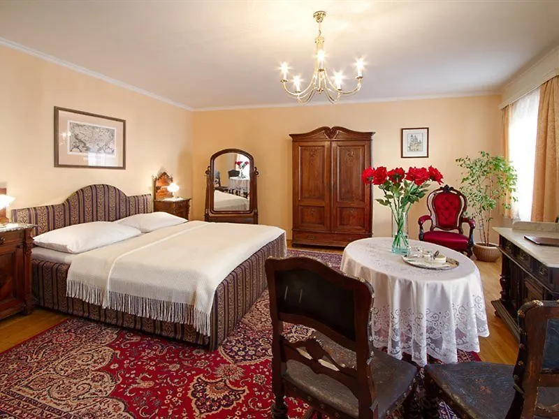 Red Lion Hotel Prague