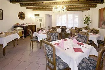 Red Lion Hotel Prague