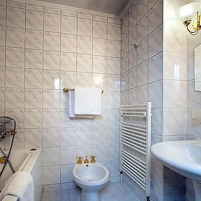 Red Lion Hotel Prague
